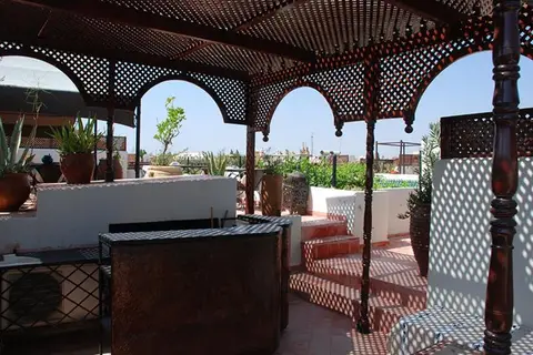 Hotel Riad Dar Bounouar in Marrakech — foto 18