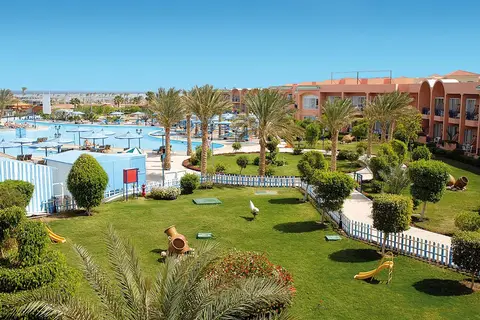 Pickalbatros Royal Moderna Resort in نبق