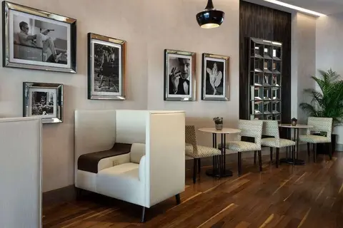 Sheraton Istanbul City Center in Beyoğlu — foto 17