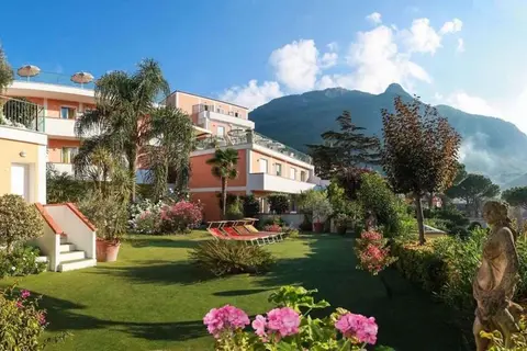 Hotel La Pergola & Villa Flavio in Casamicciola Terme — foto 8