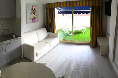Miami Park Aparthotel in Calella — foto 28