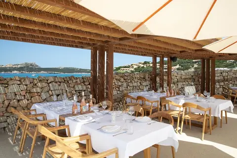 Mangia's Santa Teresa Sardinia, Curio Collection by Hilton in Santa Teresa di Gallura — foto 19