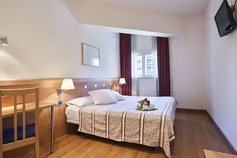 Hotel Acta Antibes in Barcelona — foto 10