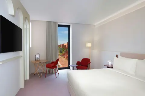 Doubletree By Hilton Ben Guerir Hotel & Residences in Ben Guerir, foto 13