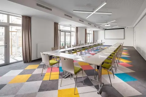 Comfort Hotel Prague City East in Praag — foto 8