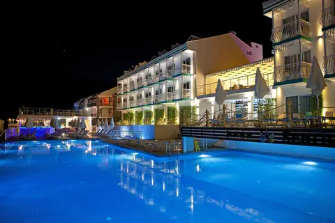Ramada by Wyndham Fethiye Ölüdeniz in Fethiye — foto 15
