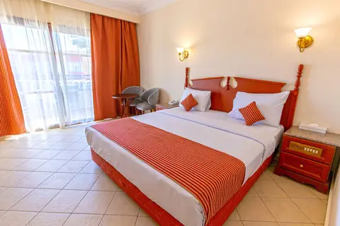Aladdin Beach Resort in Al Hadaba, foto 25