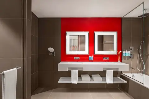 Novotel Suites Mall Avenue Dubai in Dubai — foto 28