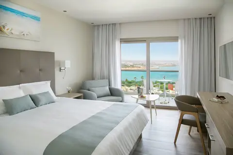 Asterias Beach Hotel in Ayia Napa — foto 3