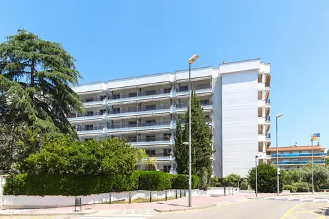 Smartr Lloret de Mar in Lloret de Mar