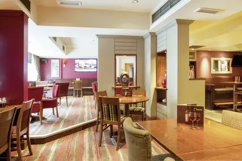 Hotel Premier Inn Tower Bridge in Londen, foto 9