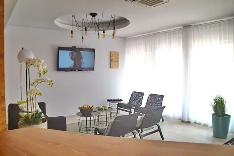 Hotel Ouril Julia in Santa Maria — foto 16