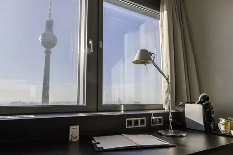 Hotel Park Inn by Radisson Berlin Alexanderplatz in Berlijn — foto 19