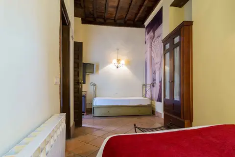 Casa del Capitel Nazari in Granada — foto 18