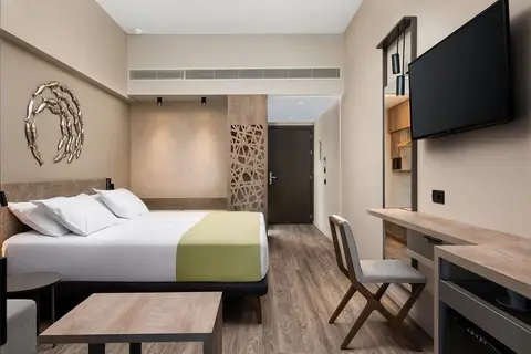 Atlantica Amalthia Beach Hotel in Agia Marina — foto 3