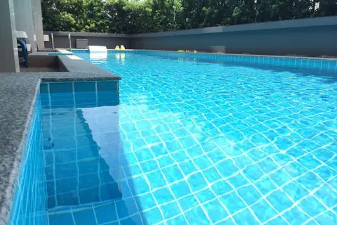 Alt Hotel Nana by UHG in Bangkok — foto 2