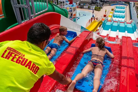 Golden Taurus Aquapark Resort in Pineda de Mar — foto 15