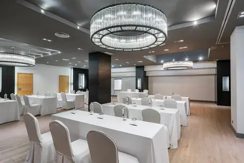 Dorma Colosseum in Santander — foto 10