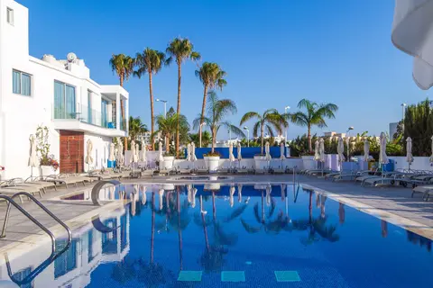 Protaras Plaza Hotel in Παραλίμνι