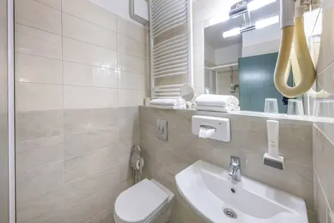 Corvin Hotel Budapest - Corvin Wing in Boedapest, foto 30