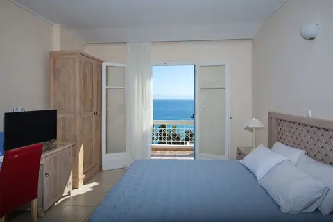 Alonissos Beach Bungalows & Suites Hotel in Βότση — foto 24