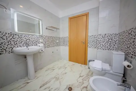 Aerial Hotel in Vlora — foto 27