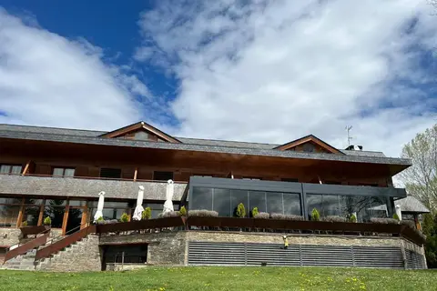 El Chalet del Golf in Pyreneeën — foto 13