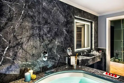 Grand Hotel Santa Lucia in Napels, foto 23