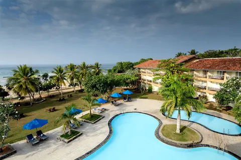 The Palms Hotel in Moragalla