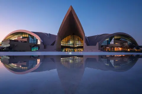 Erth Abu Dhabi in Abu Dhabi — foto 9