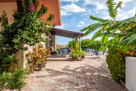 Aparthotel Skentos foto 5