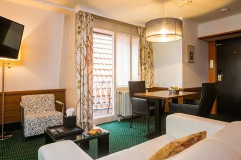 Golden Tulip Hotel Central foto 27