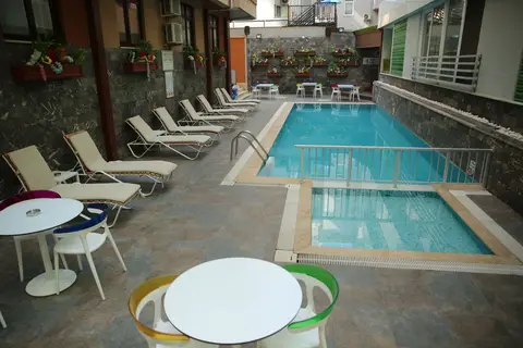 Saray Apart Otel in Alanya