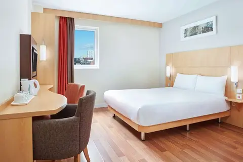 Ibis Belfast City Centre in Belfast — foto 2