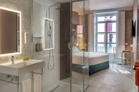 Axel Hotel Valencia in Valencia — foto 4