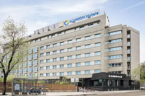 Hotel Ilunion Pio XII in Madrid