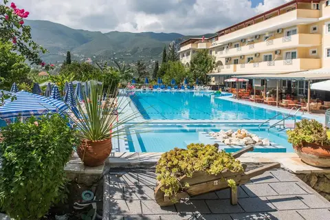 Koukounaria Hotel & Suites in Alykanas — foto 30