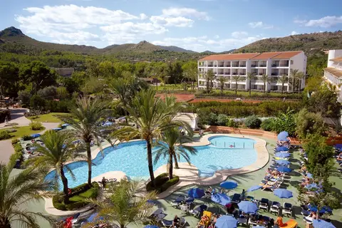 Beach Club Font de Sa Cala in Capdepera
