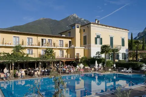Hotel Antico Monastero in Toscolano Maderno — foto 13