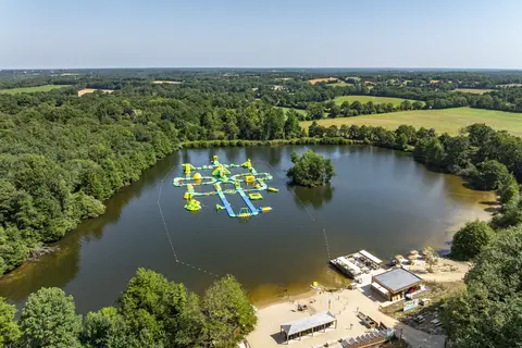 Camping Château La Forêt in Saint-Julien-des-Landes — foto 26