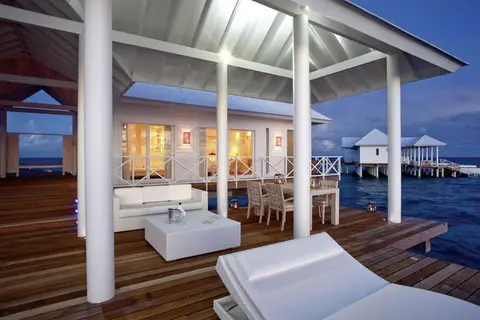 Diamonds Thudufushi Beach & Water Villas in Thudufushi — foto 25