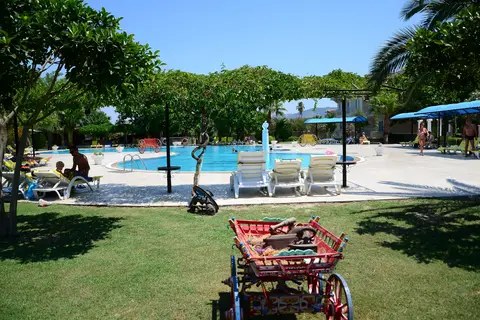Keskin Hotel in Burhaniye — foto 16