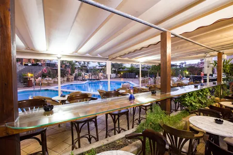 Hotel Alba Seleqtta foto 7