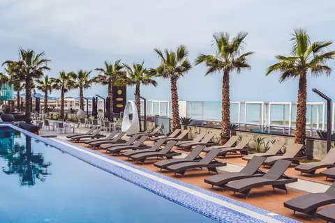 Pinea Hotel Resort & Spa in Golem — foto 8