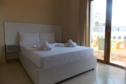 Hotel Alpha in Saranda — foto 14