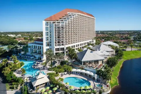 Naples Grande Beach Resort in Naples
