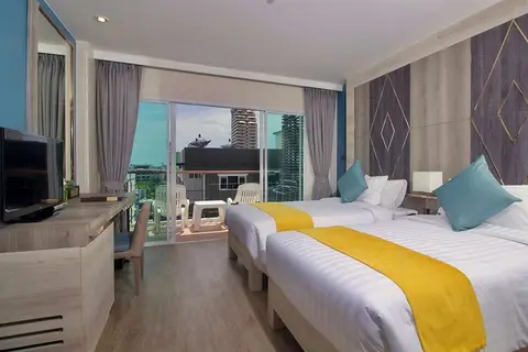 Andakira Hotel in ตำบลป่าตอง — foto 4