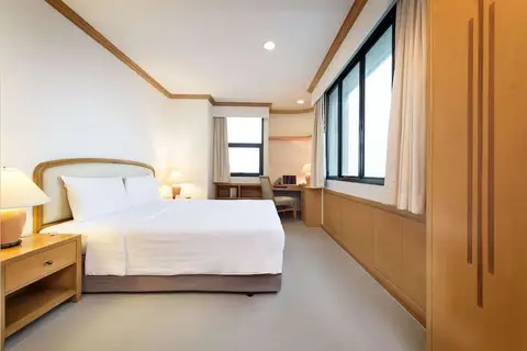 Riverine Hotel & Residence in Nonthaburi — foto 20
