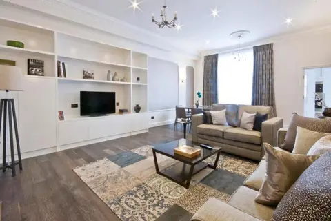 Queensgate Court in Londen, foto 20