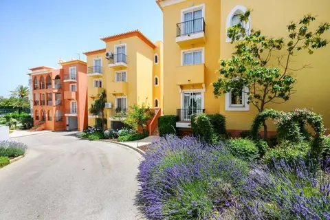 Jardim da Meia Praia in Lagos — foto 11
